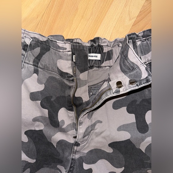 Hollister joggers - Picture 2 of 4